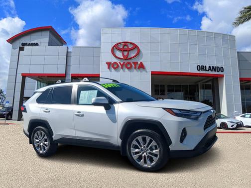2024 Toyota RAV4 XLE Premium
