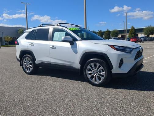 2024 Toyota RAV4 XLE Premium