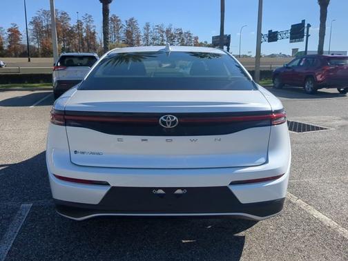 2026 Toyota Crown XLE