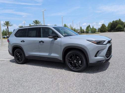 Cement 2026 Toyota Grand Highlander Hybrid Nightshade Edition
