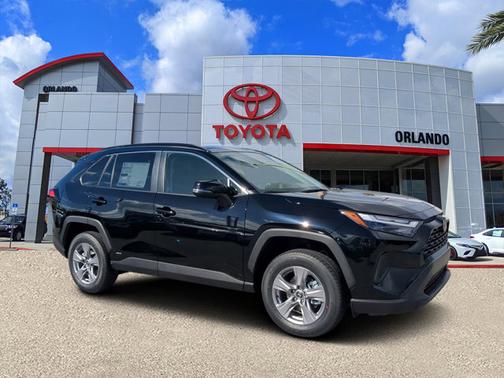 2025 Toyota RAV4 Hybrid XLE