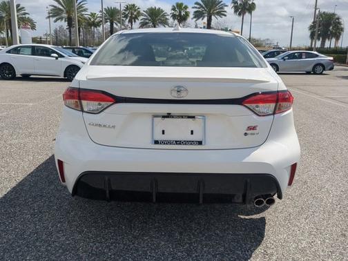Ice 2026 Toyota Corolla Hybrid SE