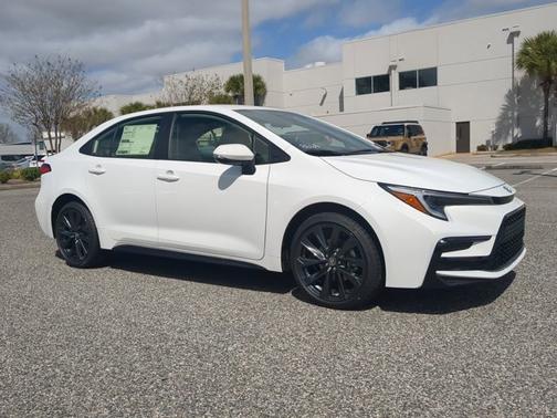 Ice 2026 Toyota Corolla Hybrid SE