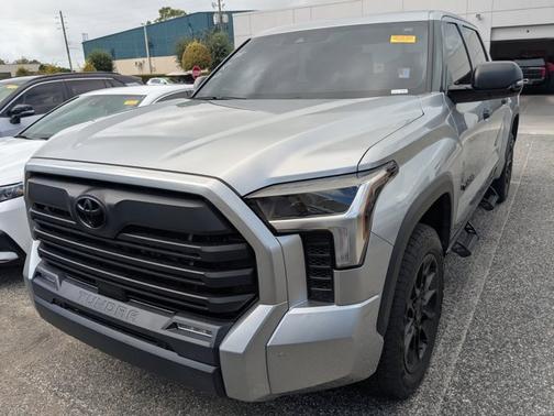 2022 Toyota Tundra SR5