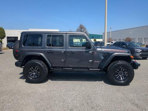 2025 Jeep Wrangler Rubicon X