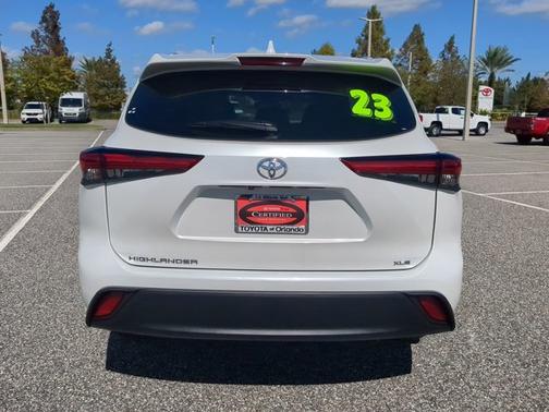 2023 Toyota Highlander XLE