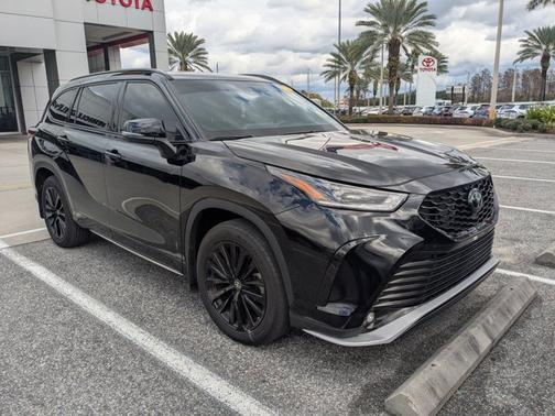 2024 Toyota Highlander XSE
