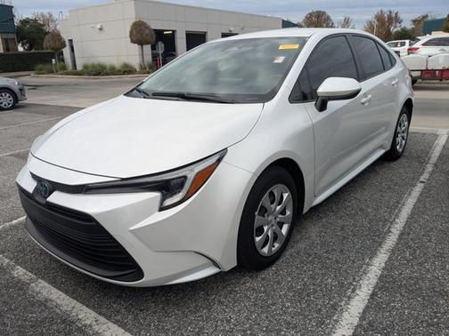 2024 Toyota Corolla Hybrid LE