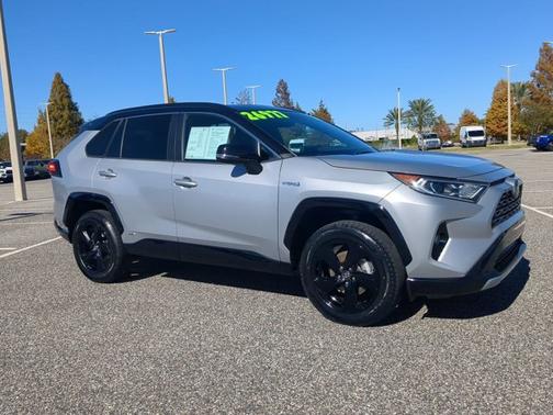 2020 Toyota RAV4 Hybrid XSE