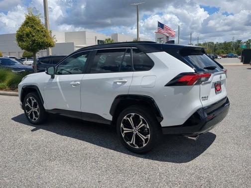 2025 Toyota RAV4 Plug-In Hybrid XSE