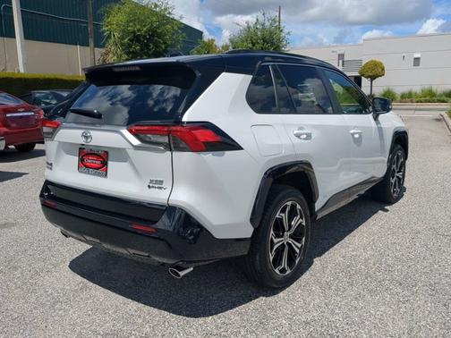 2025 Toyota RAV4 Plug-In Hybrid XSE