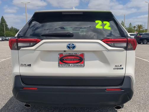 2022 Toyota RAV4 Hybrid XLE Premium