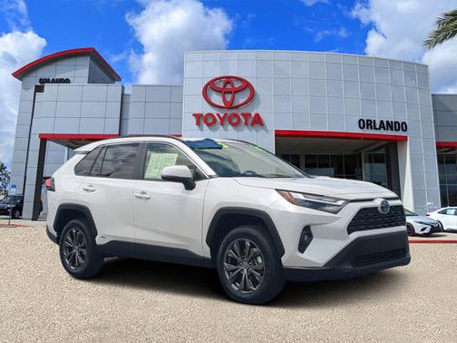 2022 Toyota RAV4 Hybrid XLE Premium