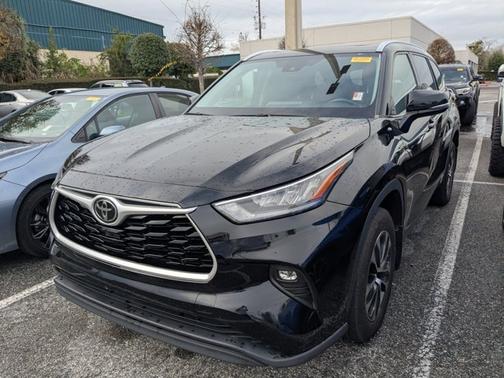 2020 Toyota Highlander XLE