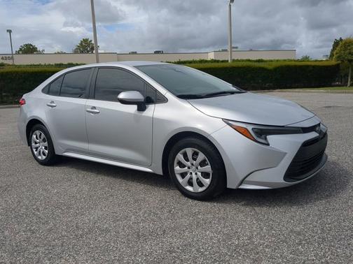 2024 Toyota Corolla Hybrid LE