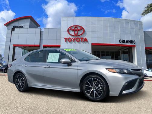 2023 Toyota Camry SE