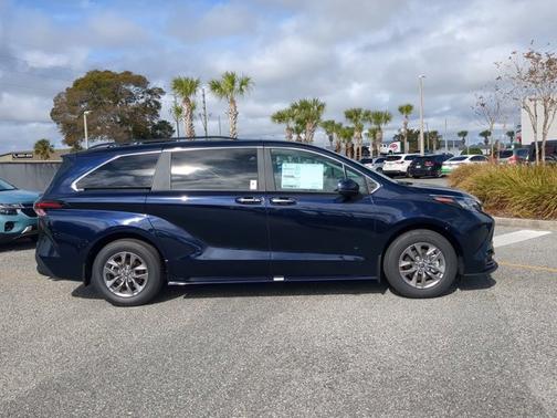 Bluprint 2026 Toyota Sienna XLE