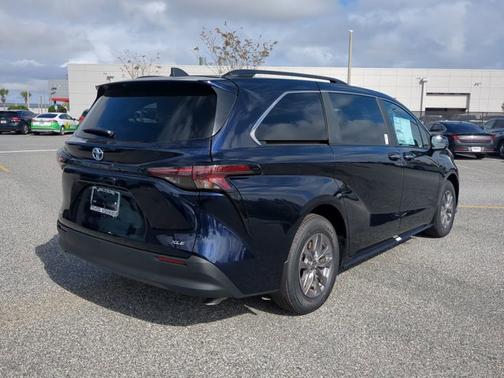 Bluprint 2026 Toyota Sienna XLE