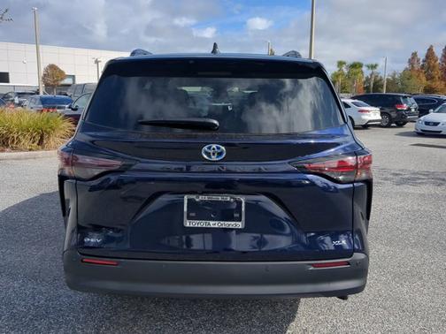 Bluprint 2026 Toyota Sienna XLE