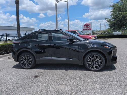 Black 2026 Toyota C-HR XSE