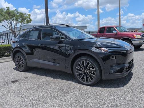 Black 2026 Toyota C-HR XSE
