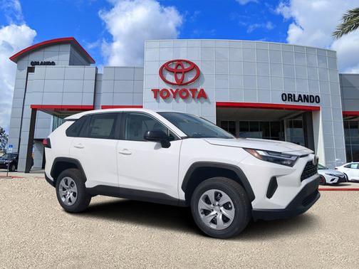 2025 Toyota RAV4 LE