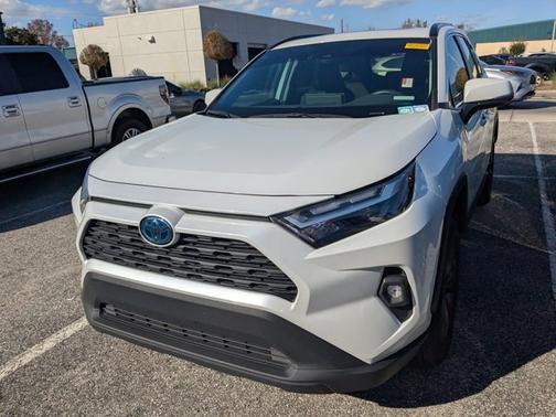 2023 Toyota RAV4 Hybrid XLE Premium