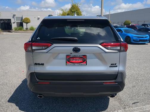 2024 Toyota RAV4 Hybrid XLE