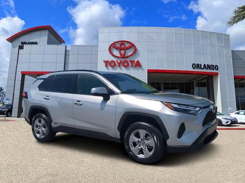2024 Toyota RAV4 Hybrid XLE