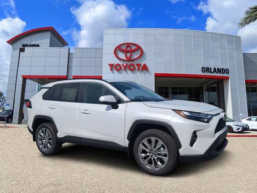 2025 Toyota RAV4 XLE Premium