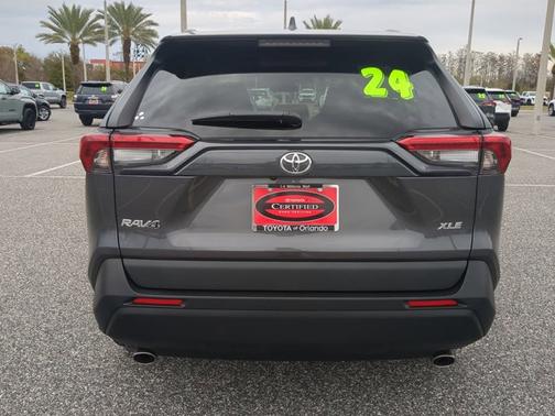 2024 Toyota RAV4 XLE