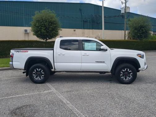 2023 Toyota Tacoma Base
