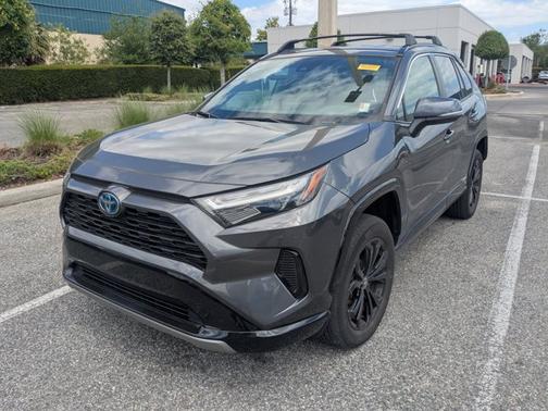 2023 Toyota RAV4 Hybrid SE