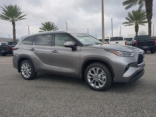 2026 Toyota Highlander Hybrid Limited
