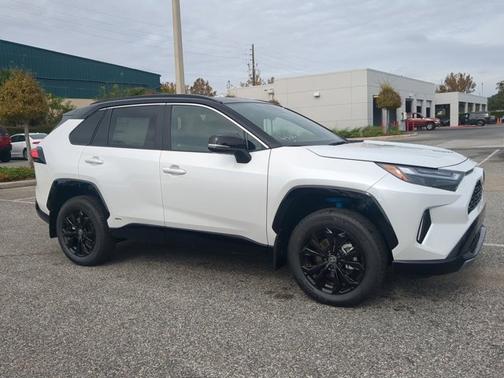 2025 Toyota RAV4 Hybrid XSE