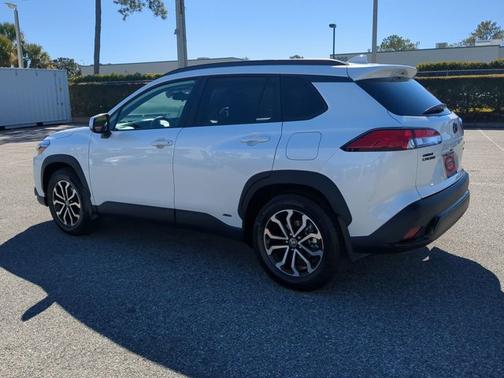 2023 Toyota Corolla Cross Hybrid SE