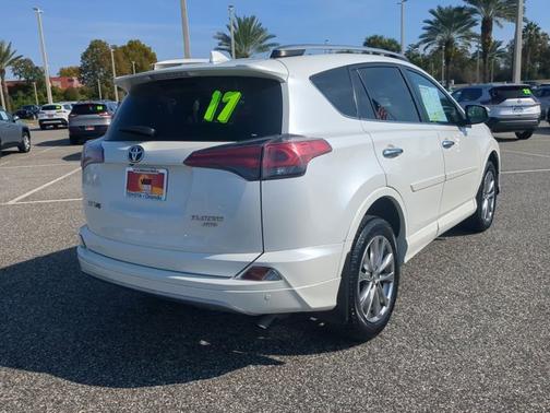 2017 Toyota RAV4 Platinum