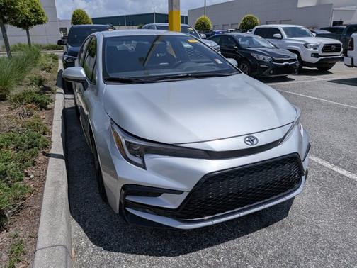 Classic Silver Metallic 2024 Toyota Corolla SE