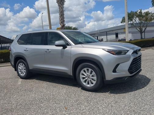 Silver 2026 Toyota Grand Highlander Hybrid XLE