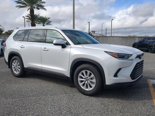 2026 Toyota Grand Highlander XLE
