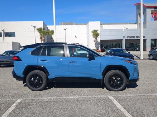 2025 Toyota RAV4 Hybrid XSE