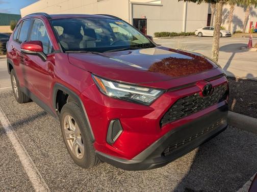 2023 Toyota RAV4 XLE