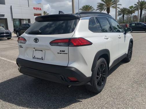 Wind Chill Prl/ 2026 Toyota Corolla Cross Hybrid XSE