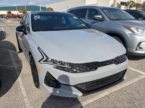 2024 Kia K5 GT-Line
