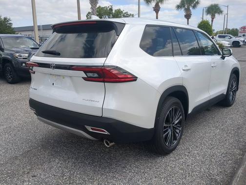 2026 Toyota Grand Highlander Hybrid MAX Platinum