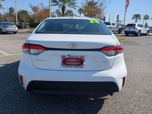 2024 Toyota Corolla LE