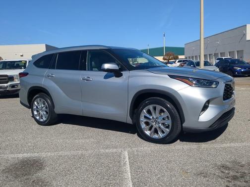 2022 Toyota Highlander Limited