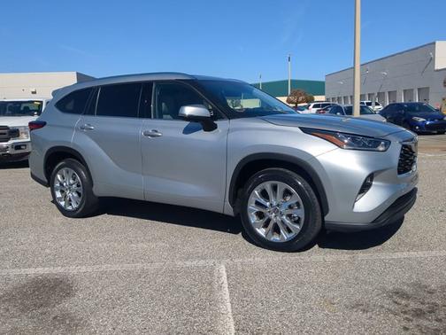 2022 Toyota Highlander Limited