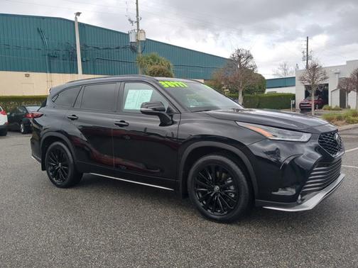 2024 Toyota Highlander XSE