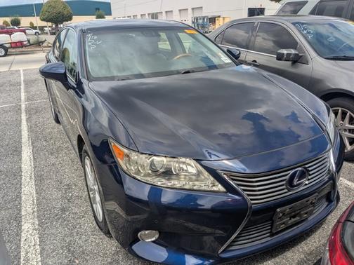 2013 Lexus ES 300h Base